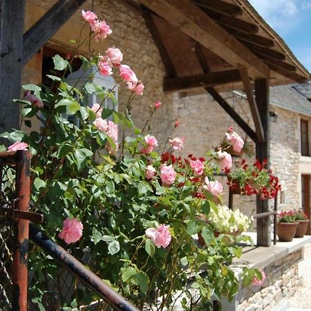 Chambres Et Table D'Hotes La Panacee Cuzance Exterior foto